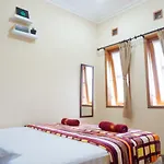 Larasmita Cisitu by Zenrra House